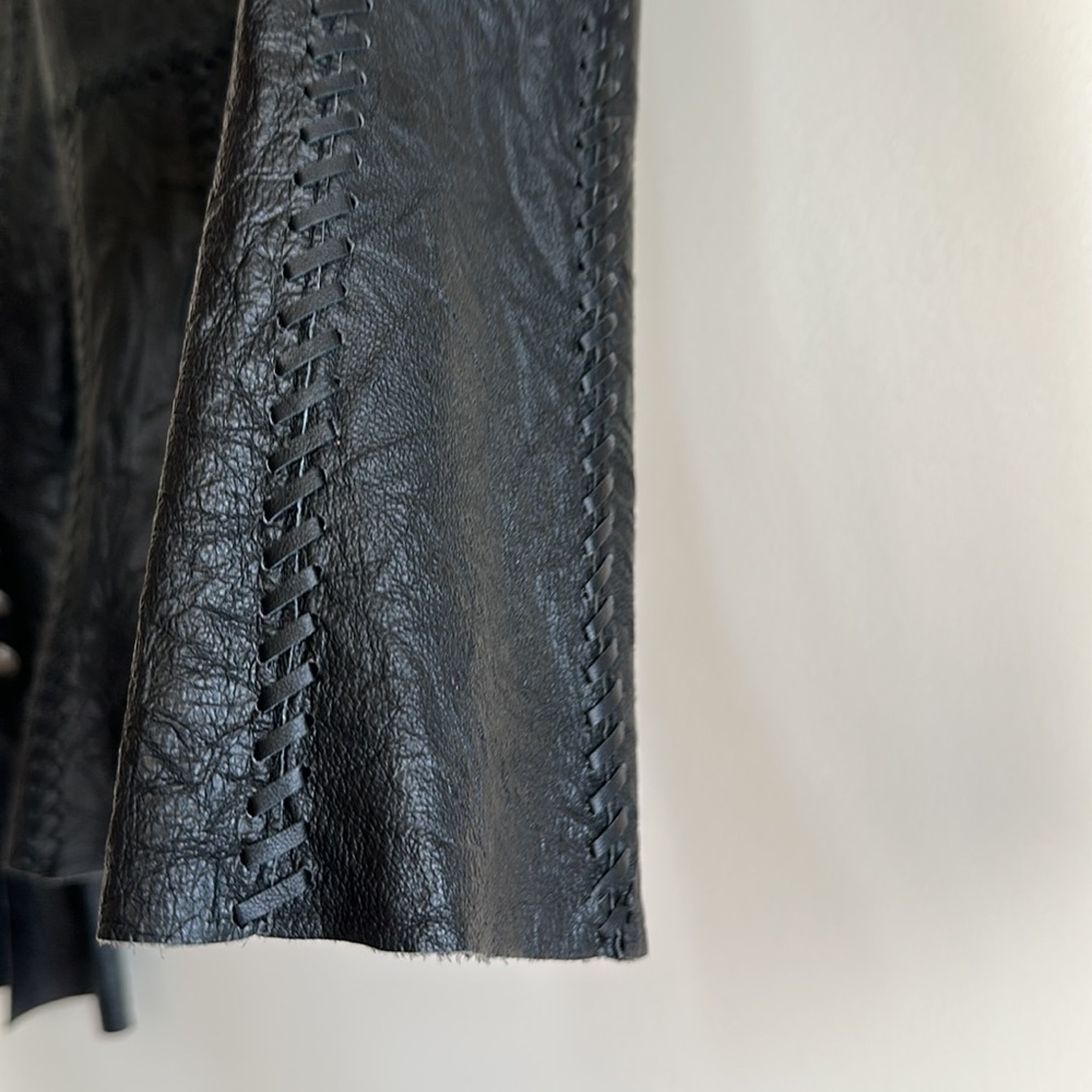Leather jacket - Picture 15 of 17